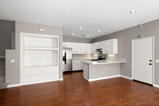 Building Photo - Gorgeous 3 Bedroom Chula Vista Home!