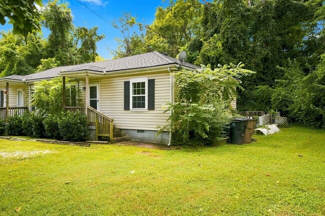 Building Photo - 1202B Cline Ave