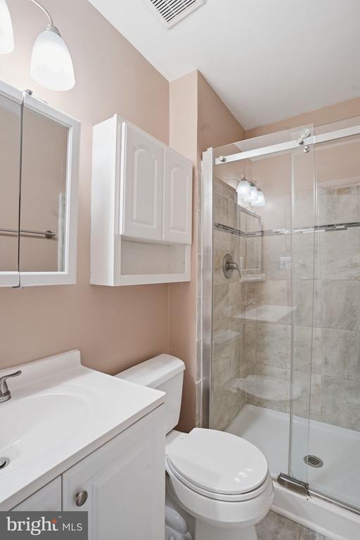 Building Photo - 1623 New Windsor Ct