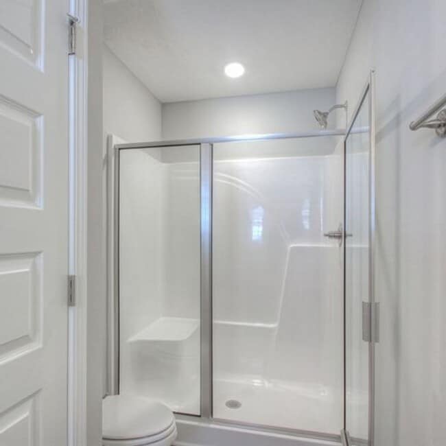 Building Photo - Upgraded, Luxury Townhouse