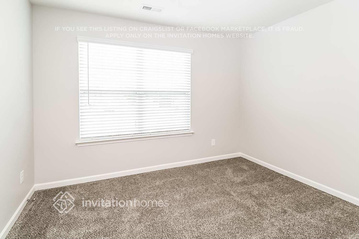 Building Photo - 7421 Larwill Ln