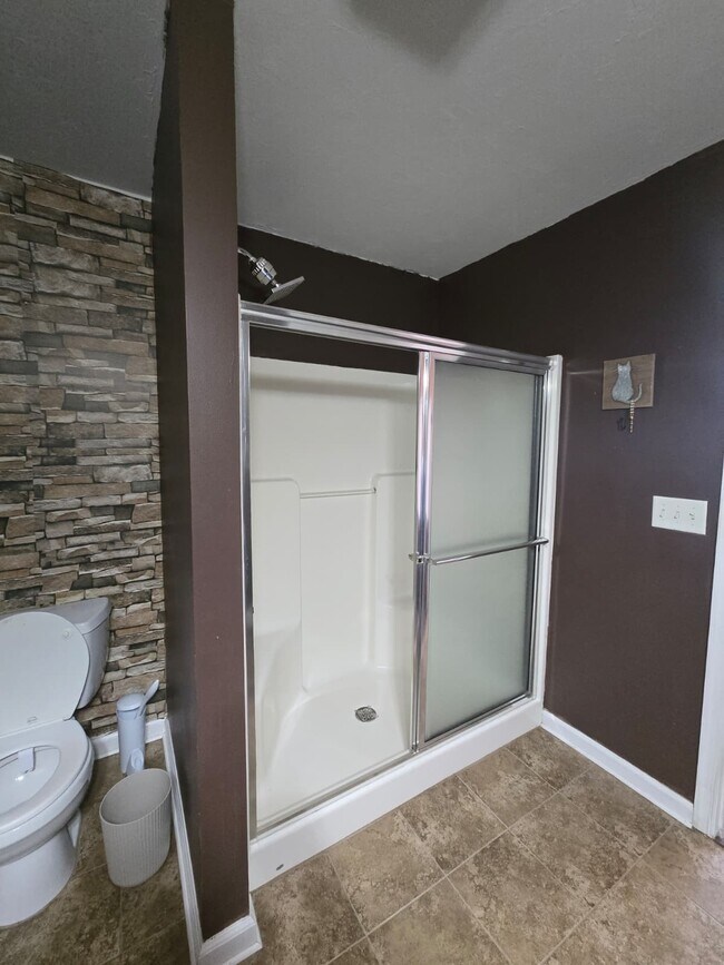Building Photo - 7565 Stephen Dr