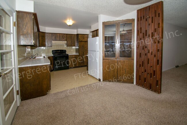 Building Photo - 1321-1323 E. 16th St.