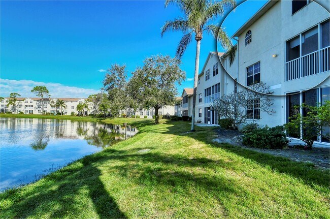 Building Photo - Spacious 3 bedroom, 2 bath condo with a lake view in Palmer Ranch