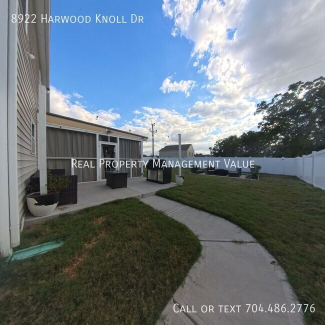 Building Photo - 8922 Harwood Knoll Dr