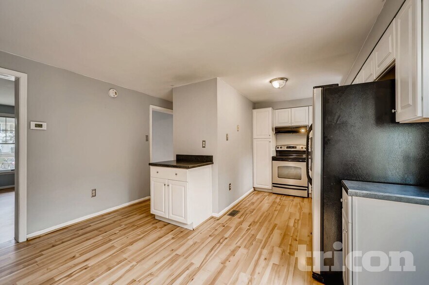 Building Photo - 13 Craftsman Ct