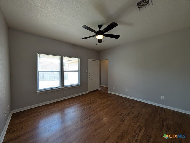 Building Photo - 3017 Lodgepole Ln