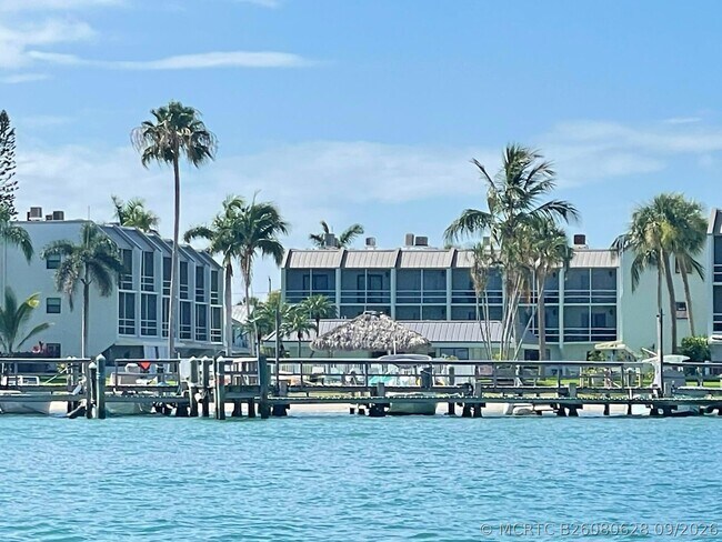 Building Photo - 1300 Seaway Dr