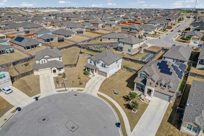 Building Photo - 5404 Bellissima Way