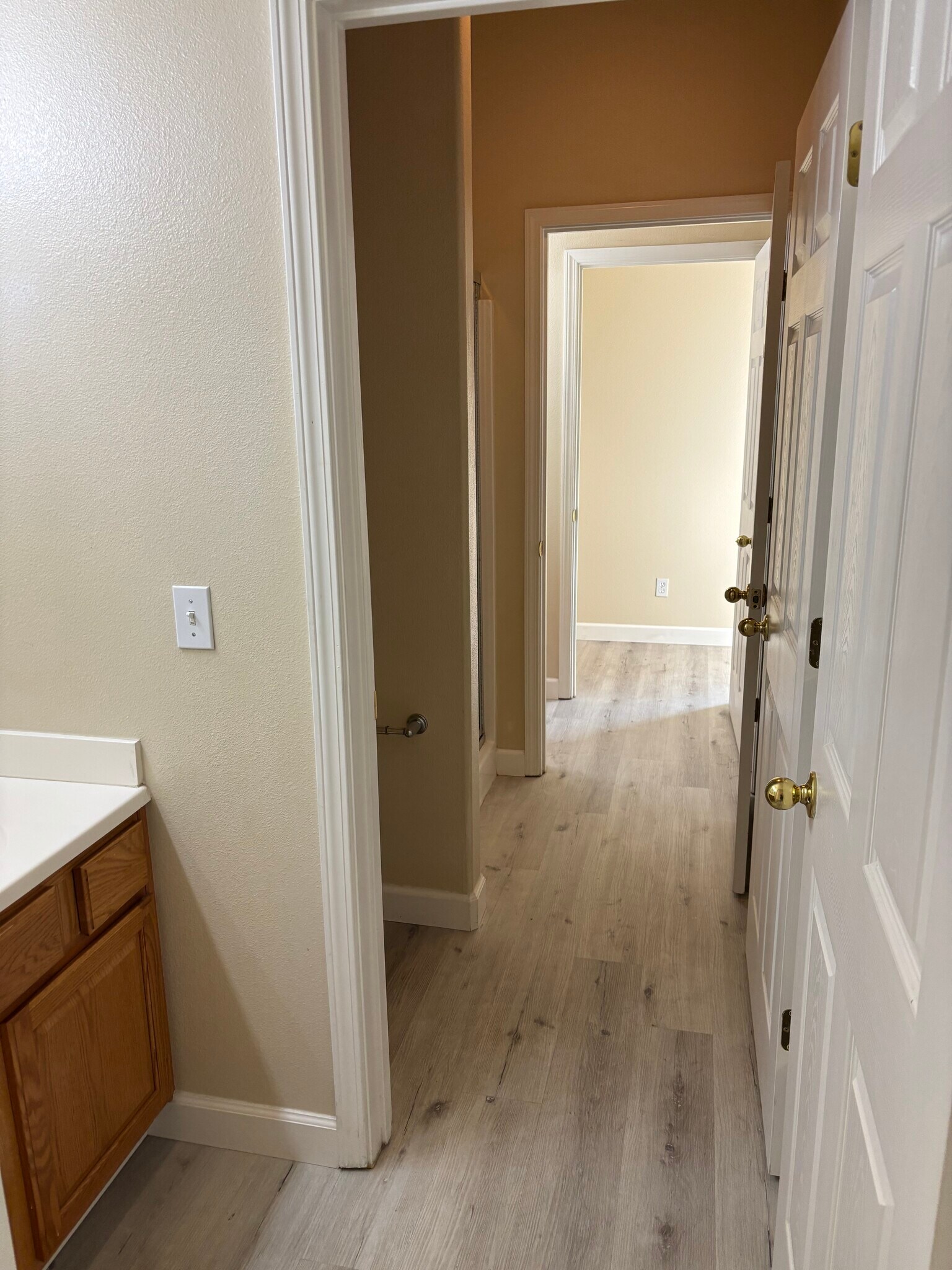 Building Photo - 748 Stubbs Rd