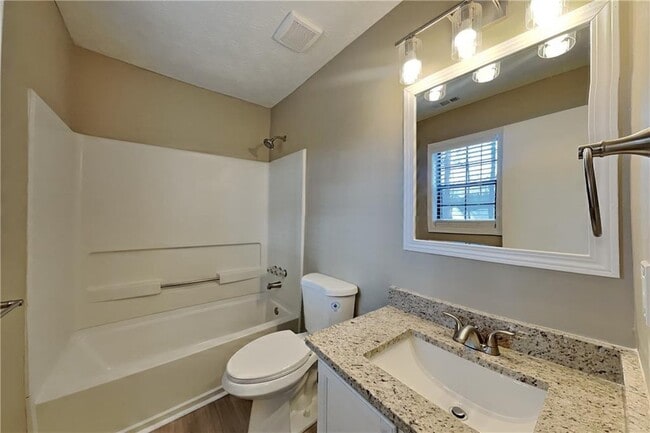 Building Photo - 2760 Blarney Way NW