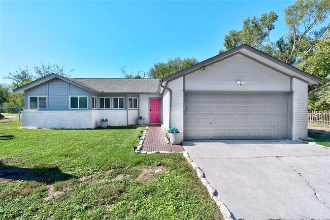 Primary Photo - 13314 Briar Hollow Dr