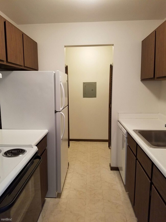 Building Photo - 6510 W English Meadows Dr