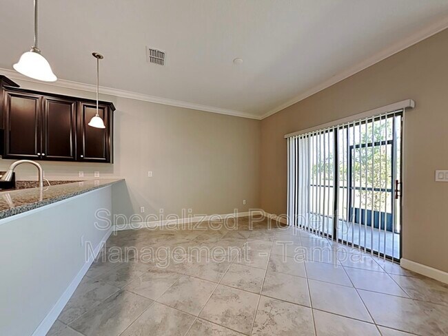 Building Photo - 1318 White Fox Run