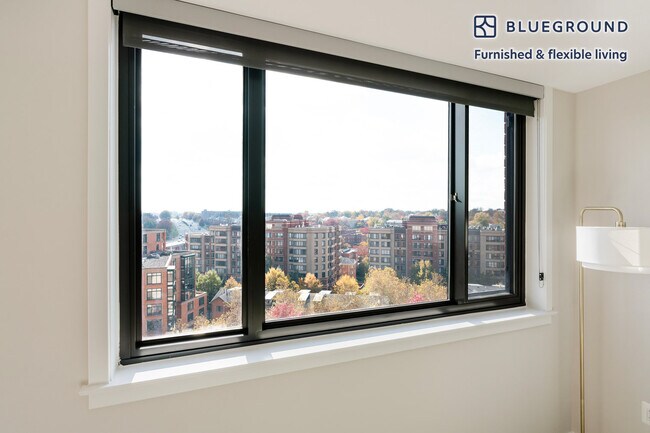 Building Photo - 1200 N Veitch St