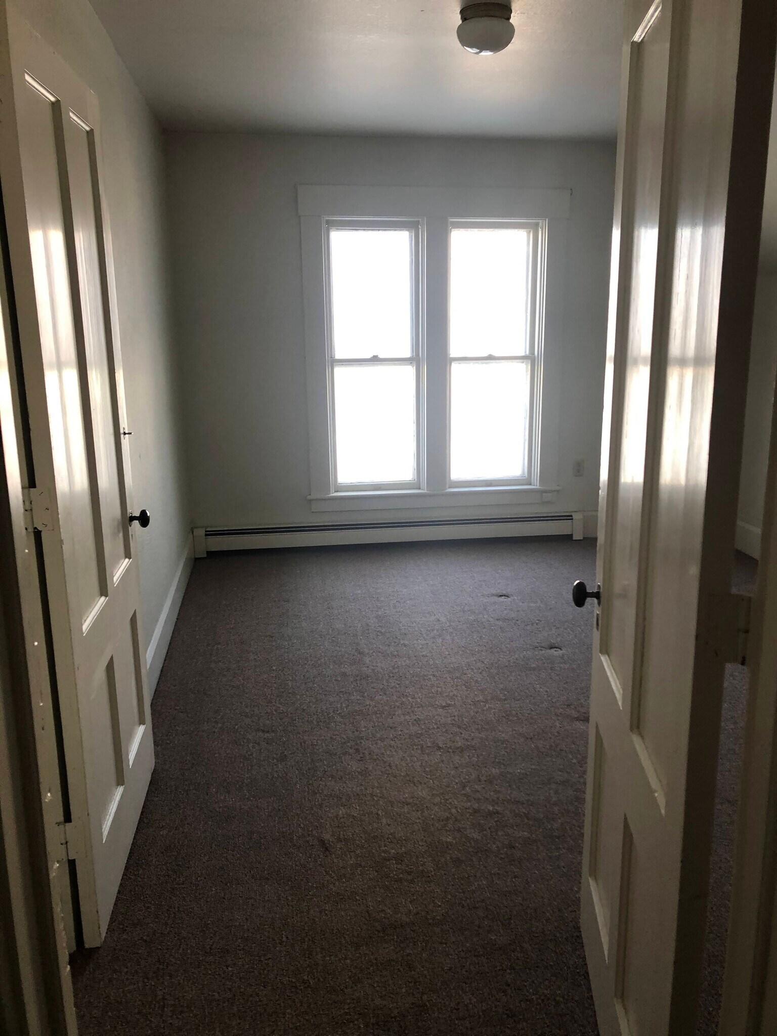 Bedroom - 8 School St