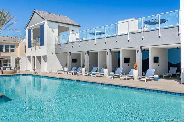 Building Photo - 3055 Avenida Torcello