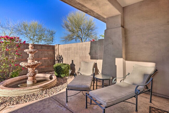 Building Photo - 15240 N Clubgate Dr