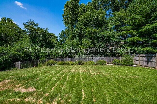 Building Photo - 356 Northview Dr