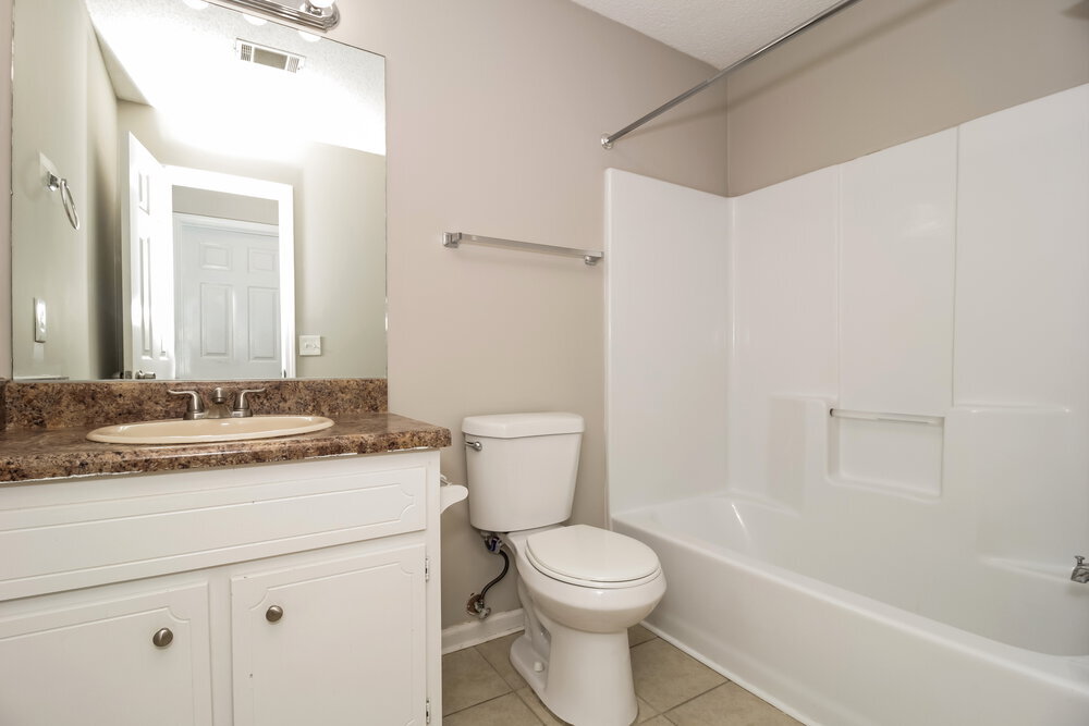 Building Photo - 13 Habersham Cir NE