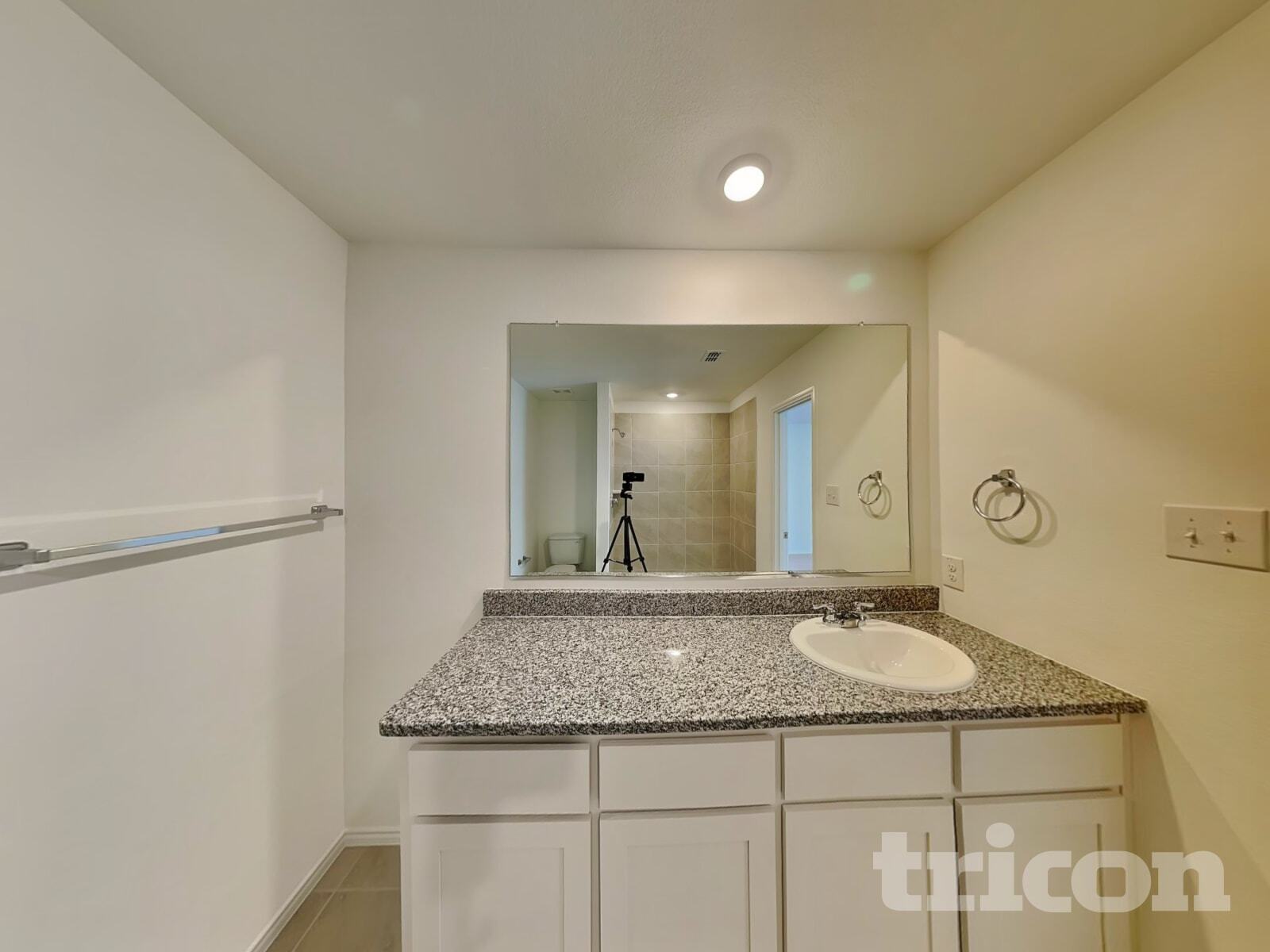 Building Photo - 1793 Courage Crk