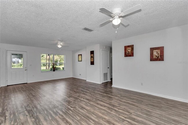 Building Photo - 3640 SE 131st Ln