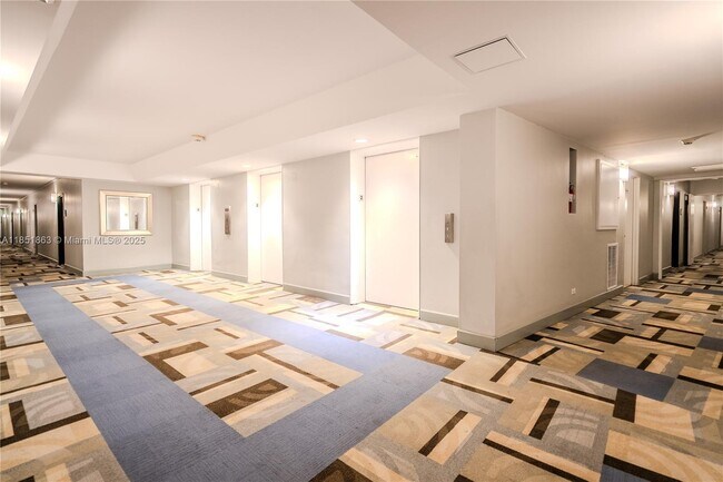 Building Photo - 7441 Wayne Ave