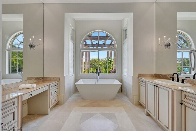 Building Photo - 2052 Isla Vista Ln