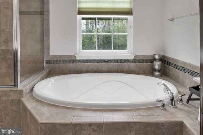 Building Photo - 1310 Idlewild Blvd