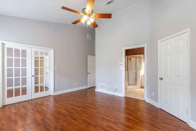Building Photo - 4030 Forsythe Park Cir