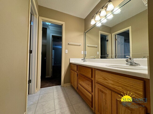 Building Photo - Welcome to Your Dream Waterfront Home!