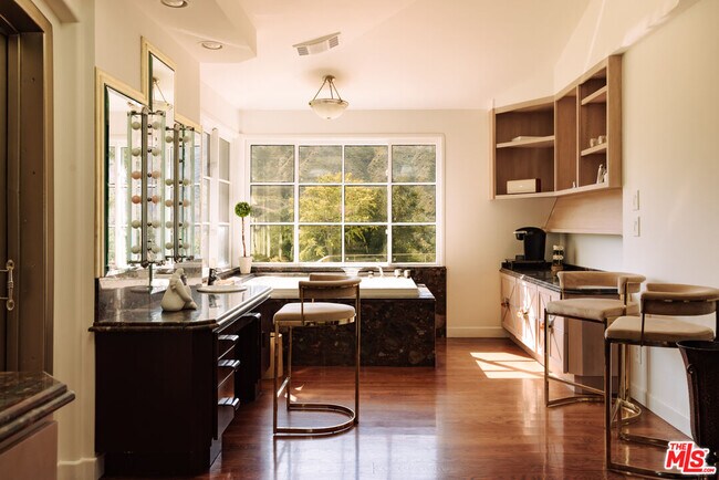Building Photo - 3100 Mandeville Canyon Rd