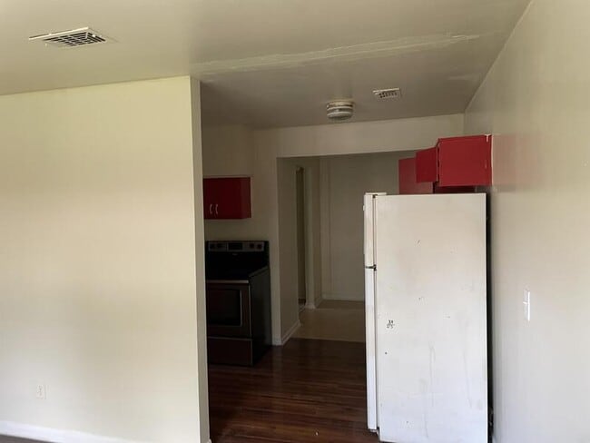 Building Photo - 1824 Augusta Dr