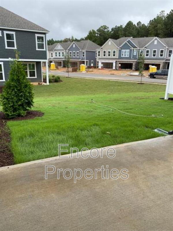 Building Photo - 304 Kephart Way