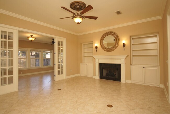 Building Photo - Swift Creek