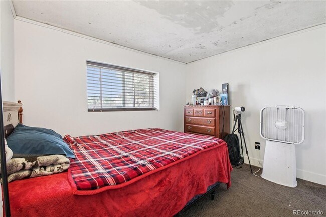 Building Photo - 1026 S Waco Way