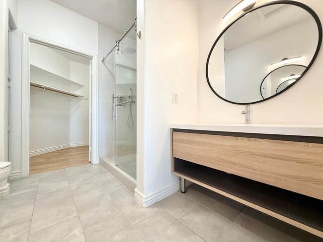 Building Photo - 16801 N 94th St