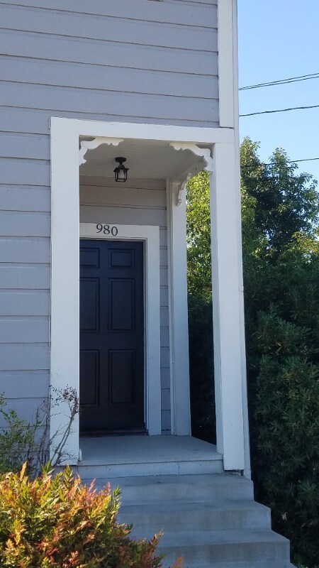 Building Photo - 980 Islay St