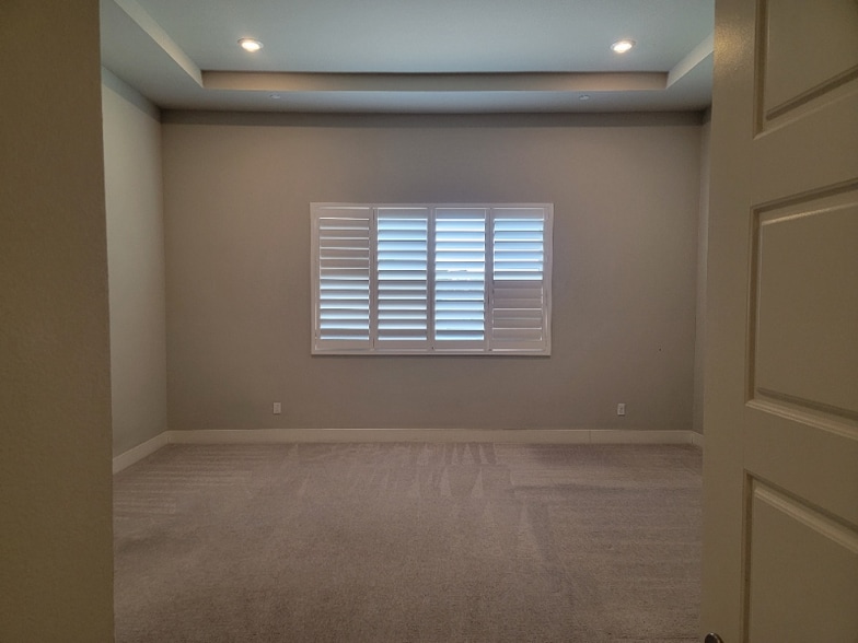 Building Photo - 218 Seacrest Ct