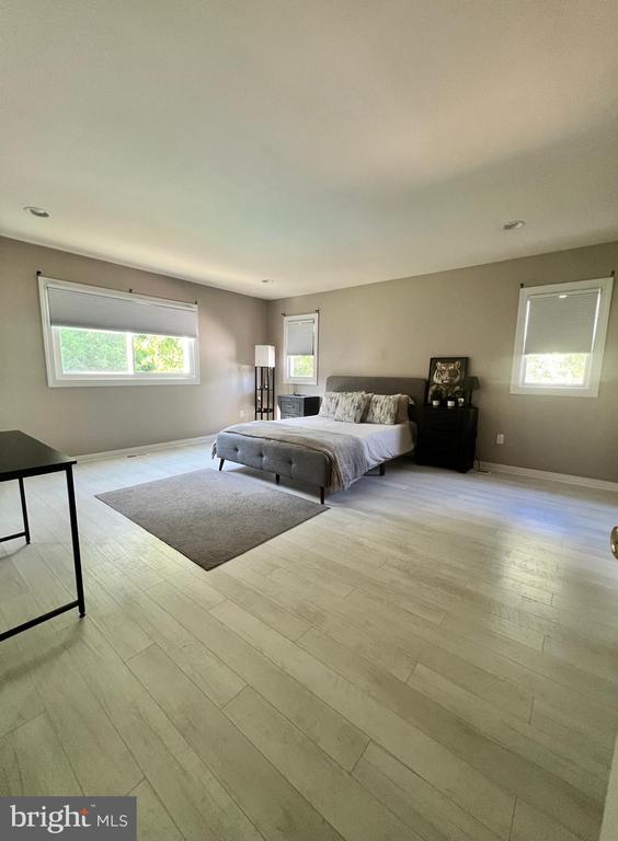 Building Photo - 3332 Philmont Ave