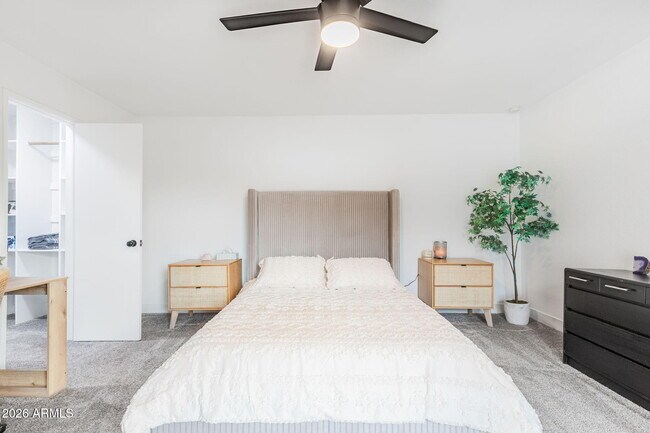 Building Photo - 2529 E Commonwealth Cir