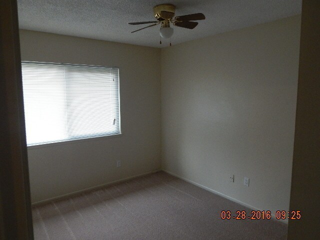 Building Photo - 3451 Columbia Ave