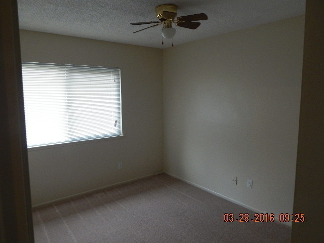 Building Photo - Riverside - 3 Bedroom Condo in Springbrook...