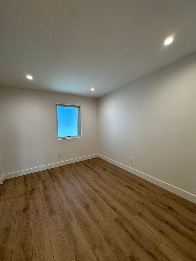 Building Photo - 2320 F St