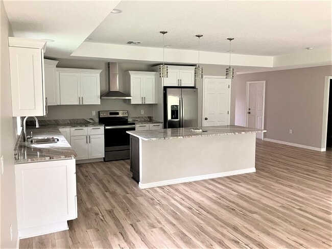Building Photo - BEAUTIFUL! 2000 sq ft 3BR/2BA Home For Rent!