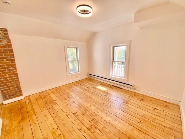 Primary Photo - 1 Bedroom Apartment in South Burlington VT...