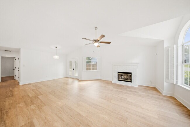 Building Photo - Beautifully Renovated 3BR/2BA Home with Fireplace, Fenced Yard & Garage in Timber Lake!