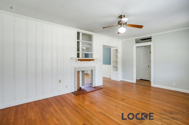 Building Photo - Charming 2 bedroom home in Arlington Heights