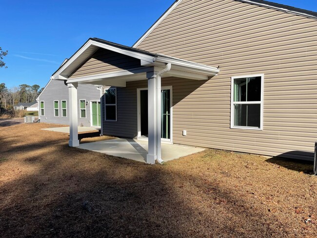 Building Photo - New Construction In Calabash-2 Bedroom, 2 ...