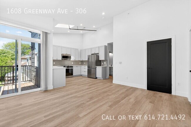 Building Photo - 1608 Greenway Ave